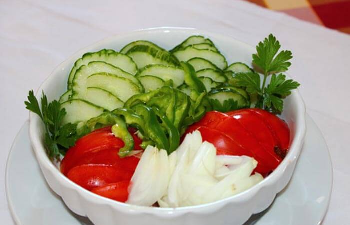 Kameni Dvori Menu Typical Meal - Fresh Salad